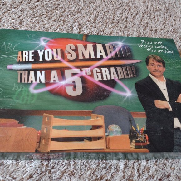 Are You Smarter than a 5th Grader board game - Picture 1 of 4